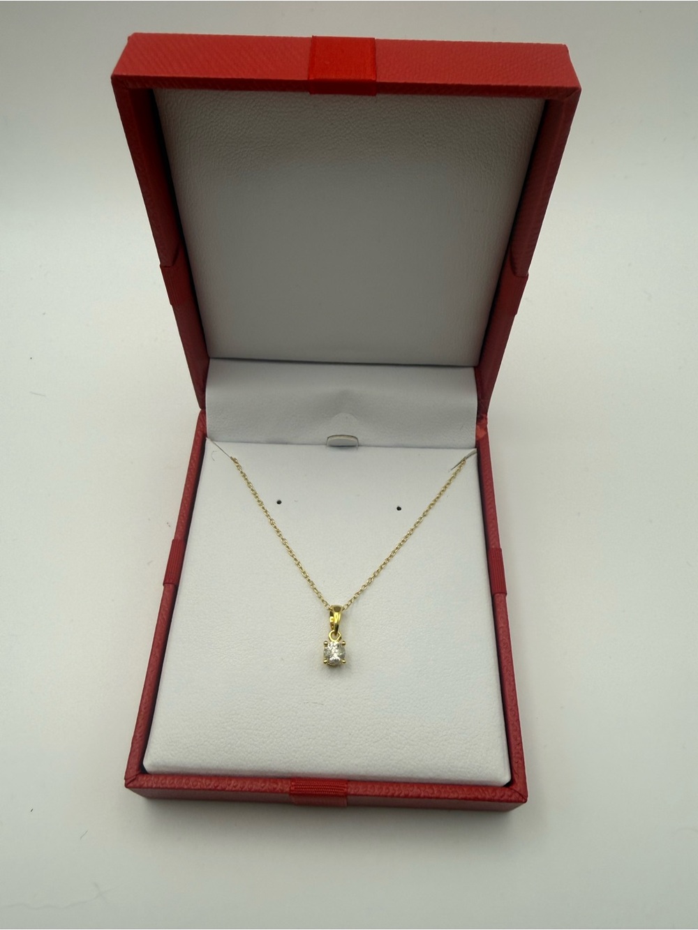 Classic Gold Solitaire Pendant Necklace with Natural Diamond
